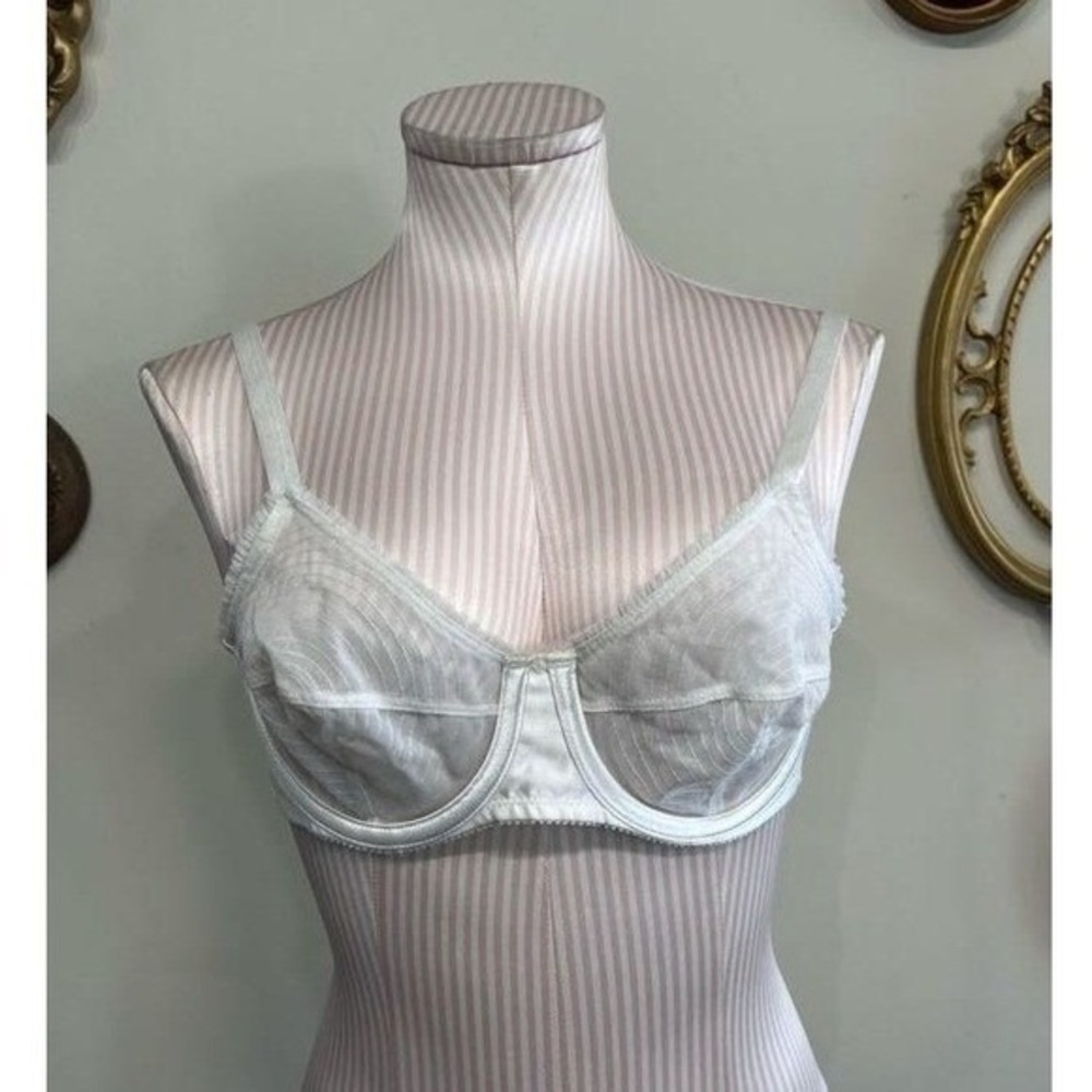 Victoria's Secret gold Tag Vintage bullet bra Sheer Unlined Bra 36B